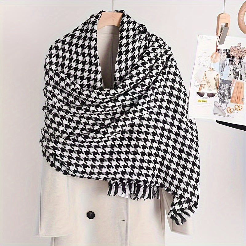 Luxurious Checked Scarf for Ultimate Warmth