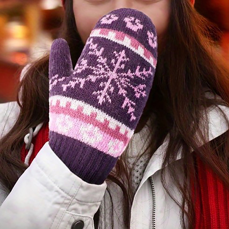 Frosty Winter Gloves with Warmth and Style