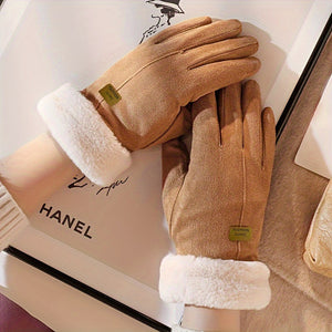 Elegant Varma Plush Gloves for Ultimate Comfort