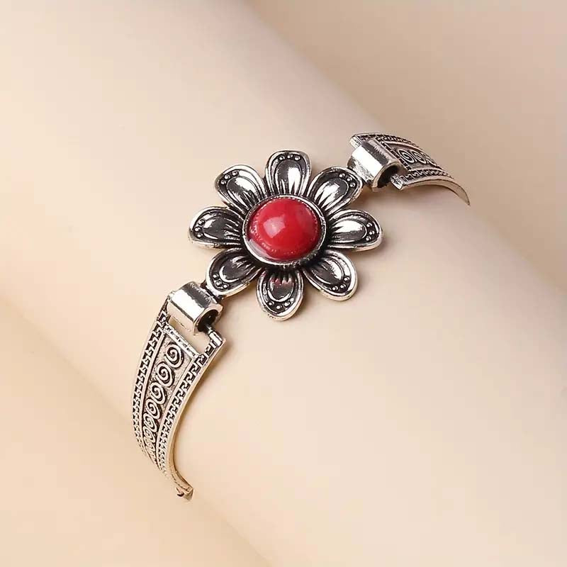 Chic Vintage Bohemian Floral Bracelet