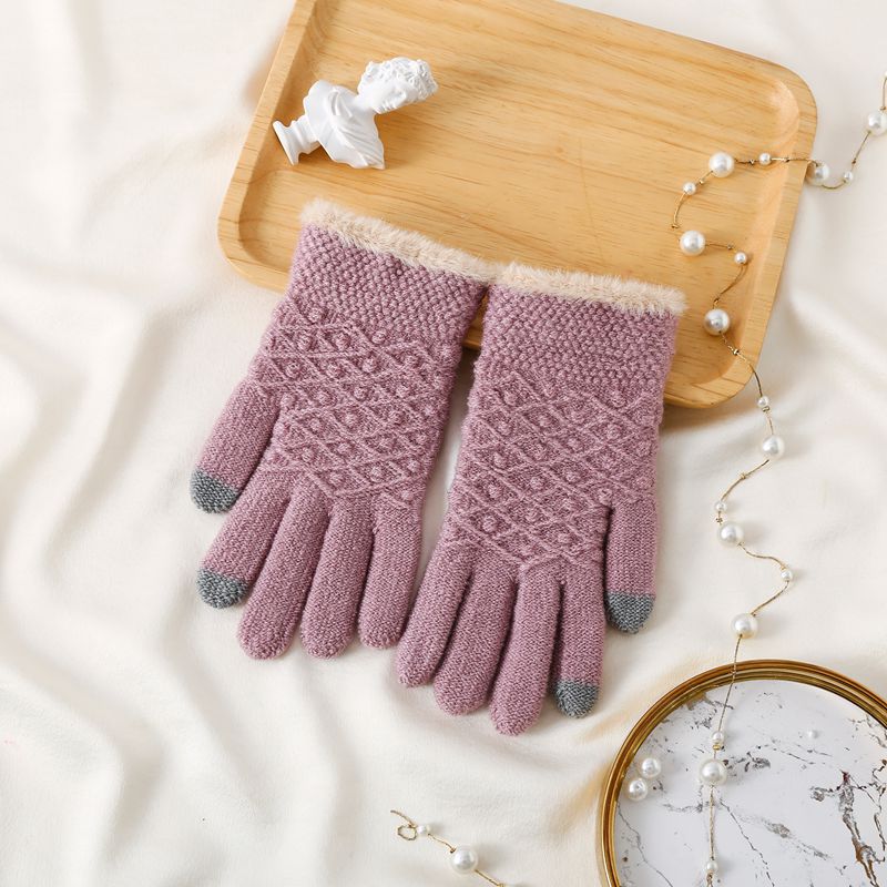 Lena and Warming Gloves for Ultimate Relaxation