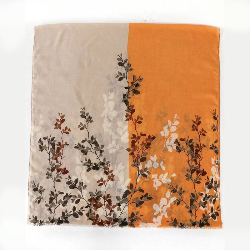 Elegant Vintage Scarf with Captivating Leaf Print