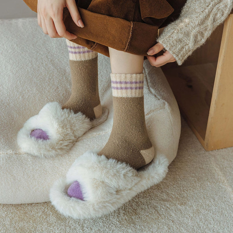 Chic & Cozy Varma Socks for Everyday Wear