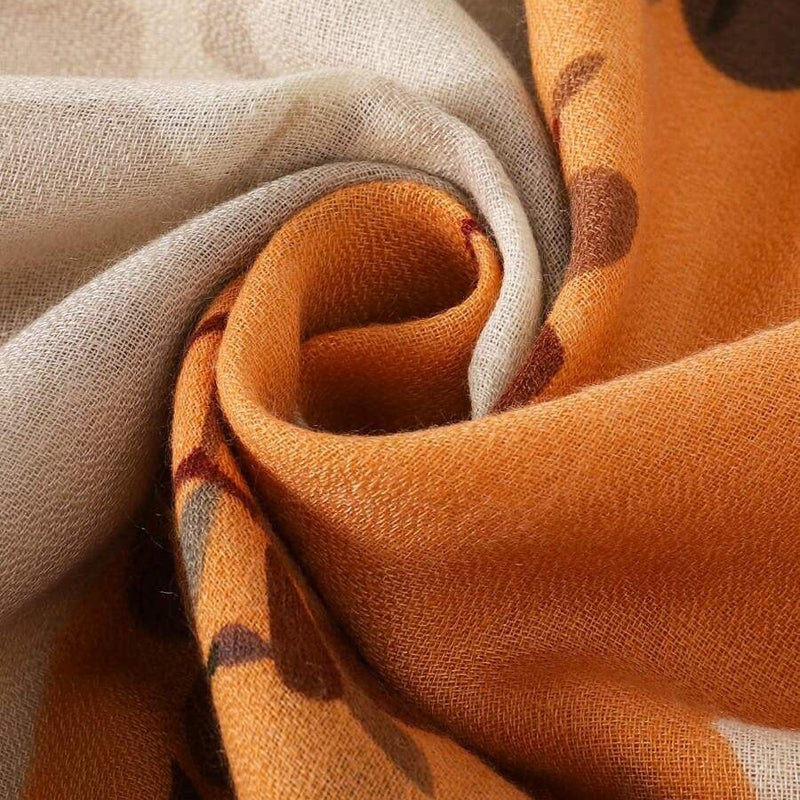 Elegant Vintage Scarf with Captivating Leaf Print