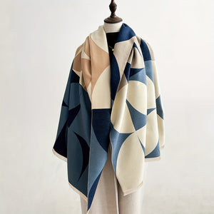 Sleek Geometric Scarf for Warmth and Elegance