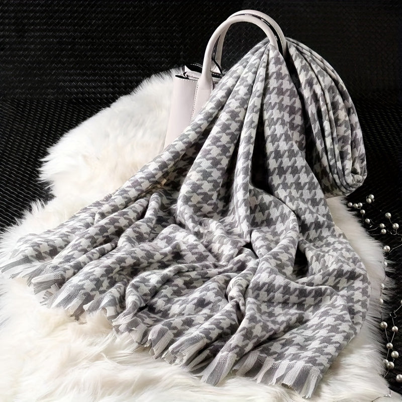 Luxurious Checked Scarf for Ultimate Warmth