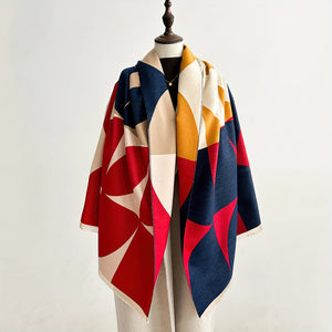 Sleek Geometric Scarf for Warmth and Elegance