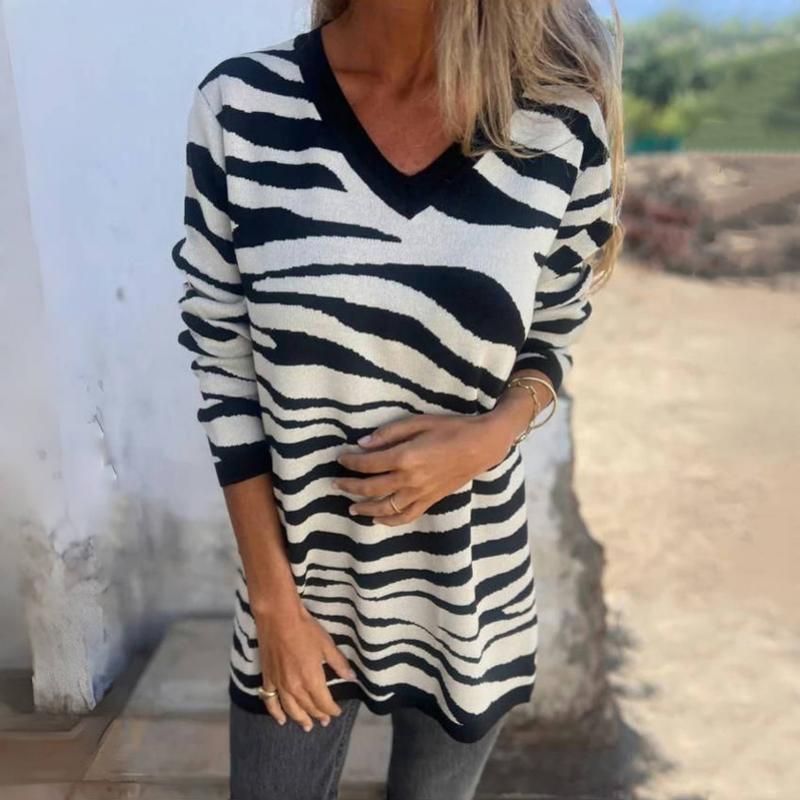 Stylish Striped Long-Sleeve T-Shirt for a Casual Look