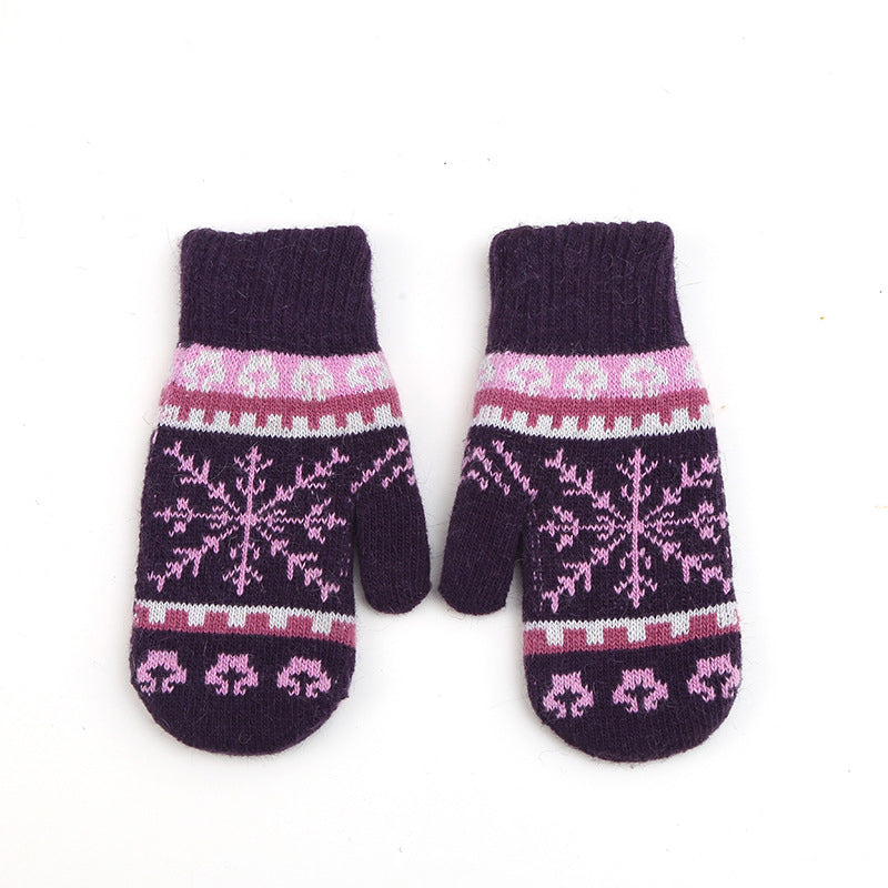 Frosty Winter Gloves with Warmth and Style
