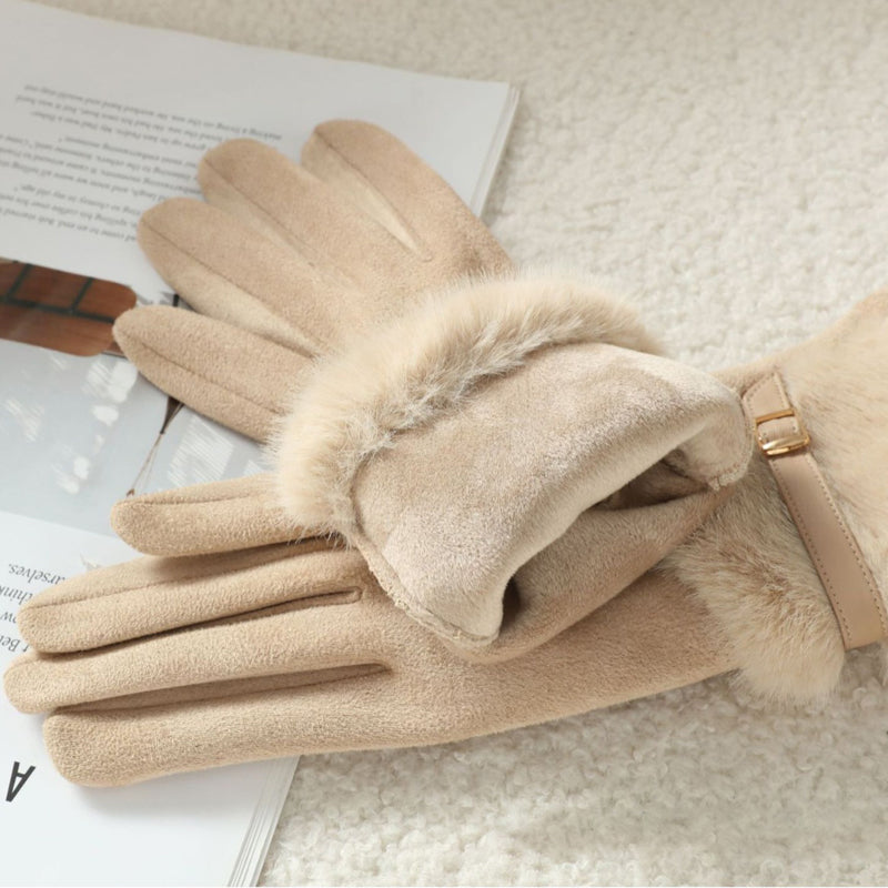 Luxurious Varma Fleece Gloves for Ultimate Comfort