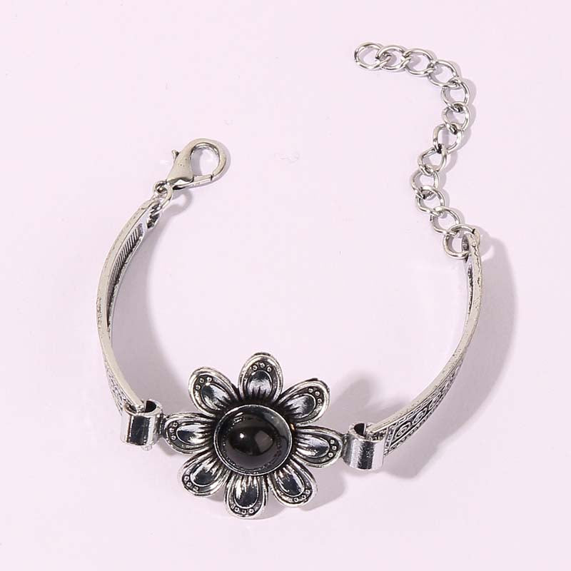 Chic Vintage Bohemian Floral Bracelet