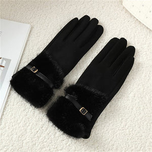 Luxurious Varma Fleece Gloves for Ultimate Comfort