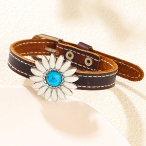 Charming Vintage Daisy Bracelet