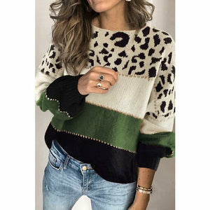 Elegant Leopard Print Sweater for a Trendy Look