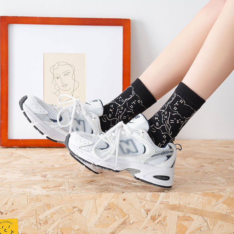 Cozy Cat Patterned Socks for Relaxed Style
