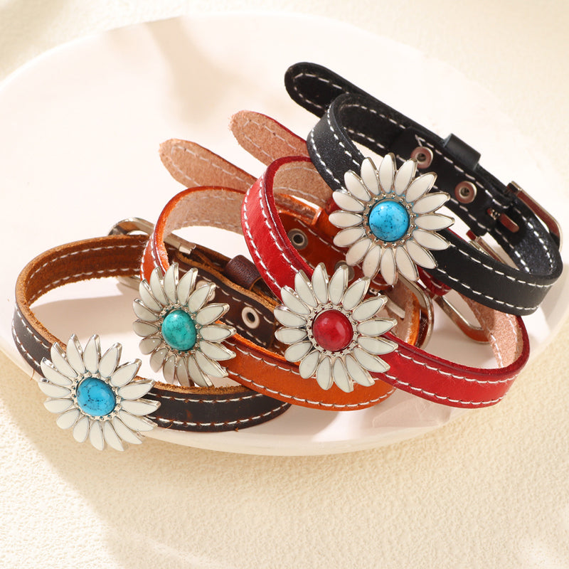 Charming Vintage Daisy Bracelet